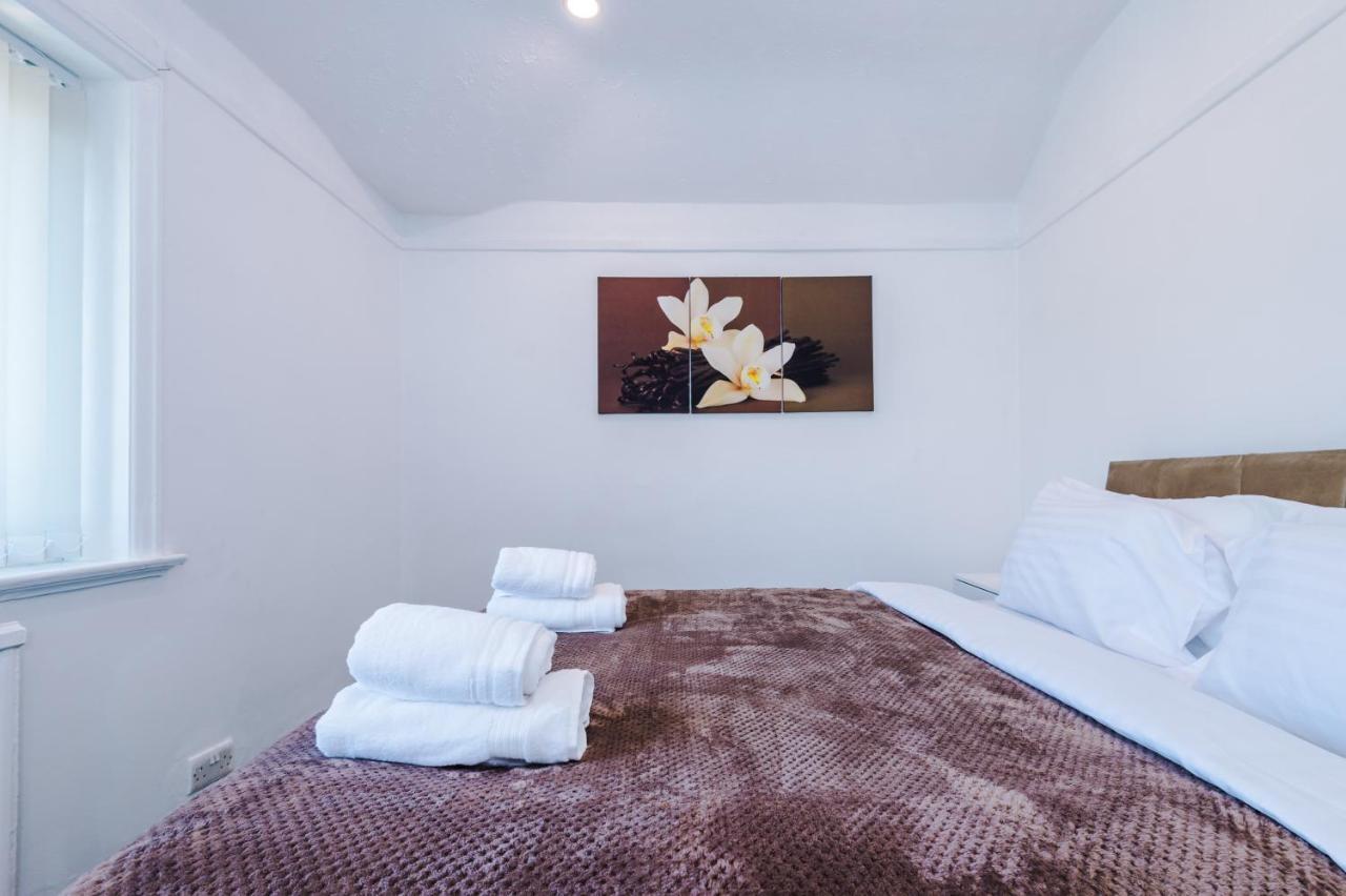 Nice Three Bedroom House In Manchester Ngoại thất bức ảnh